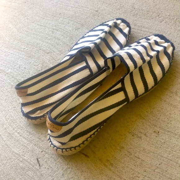 Toni Pons, handmade espadrilles from Spain, UK 41.5 US 10. Navy & white stripes. - Picture 2 of 3